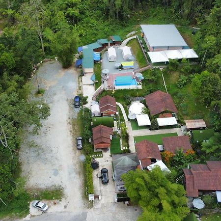 Genting Greenwoods Tiny Houses & Events Hall Гентинг Хайлендс Екстериор снимка