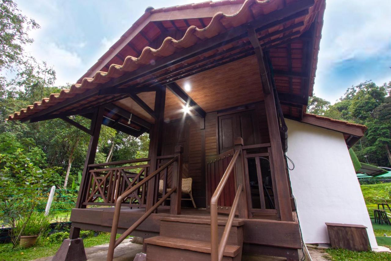 Genting Greenwoods Tiny Houses & Events Hall Гентинг Хайлендс Екстериор снимка