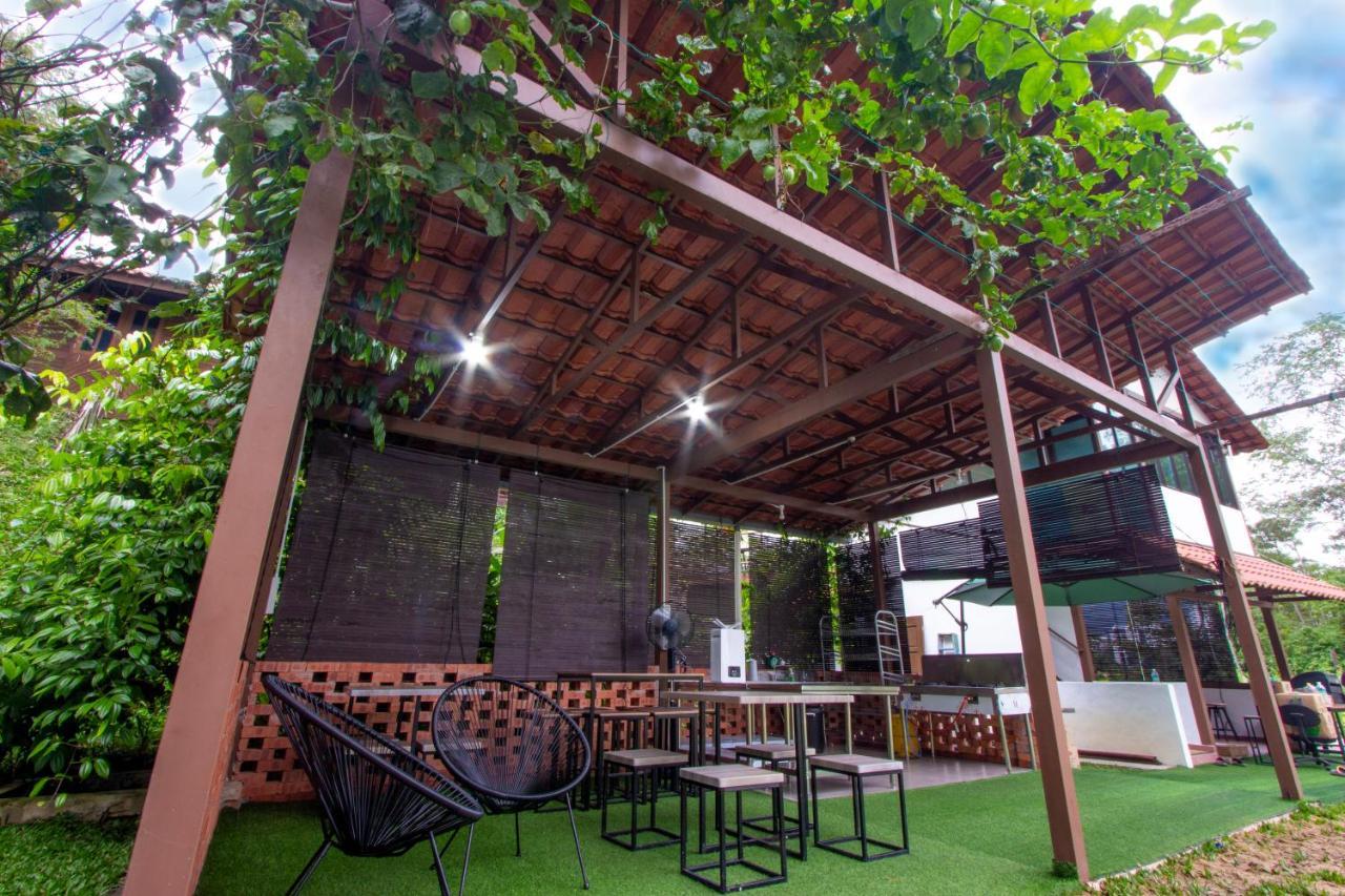 Genting Greenwoods Tiny Houses & Events Hall Гентинг Хайлендс Екстериор снимка
