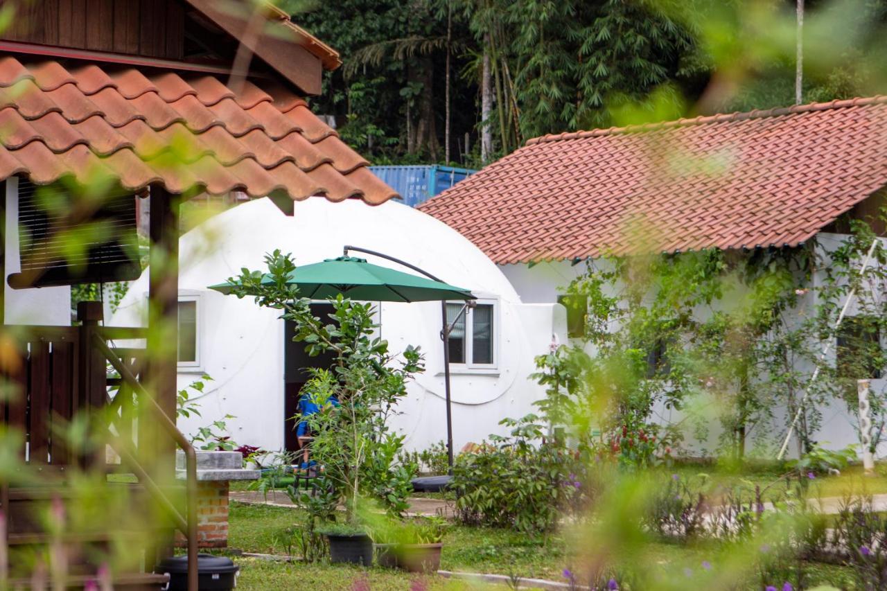 Genting Greenwoods Tiny Houses & Events Hall Гентинг Хайлендс Екстериор снимка