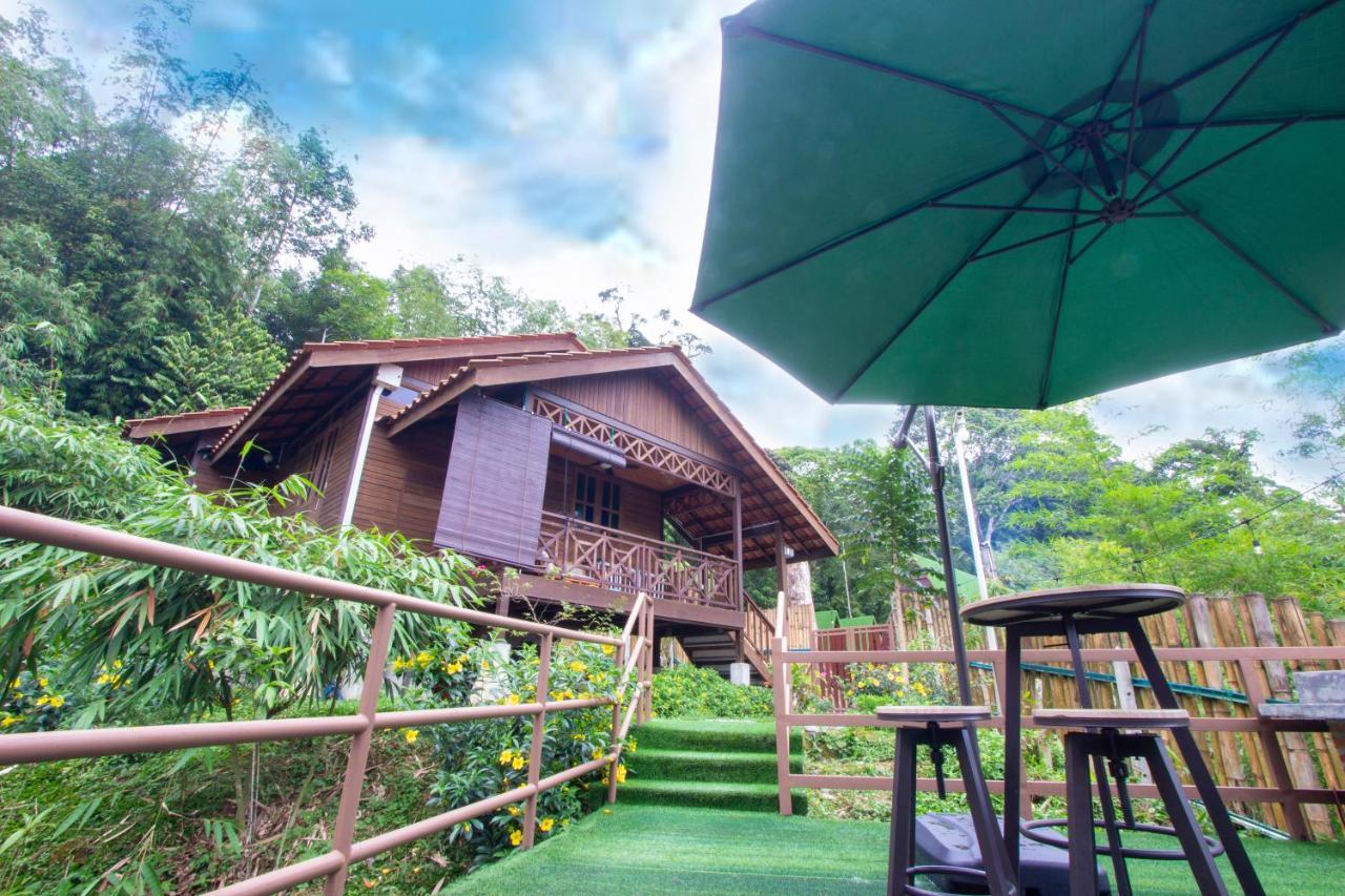 Genting Greenwoods Tiny Houses & Events Hall Гентинг Хайлендс Екстериор снимка