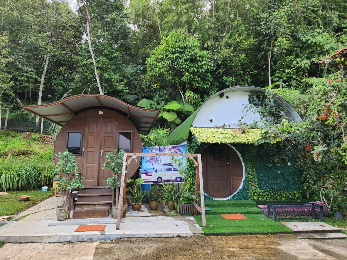 Genting Greenwoods Tiny Houses & Events Hall Гентинг Хайлендс Екстериор снимка