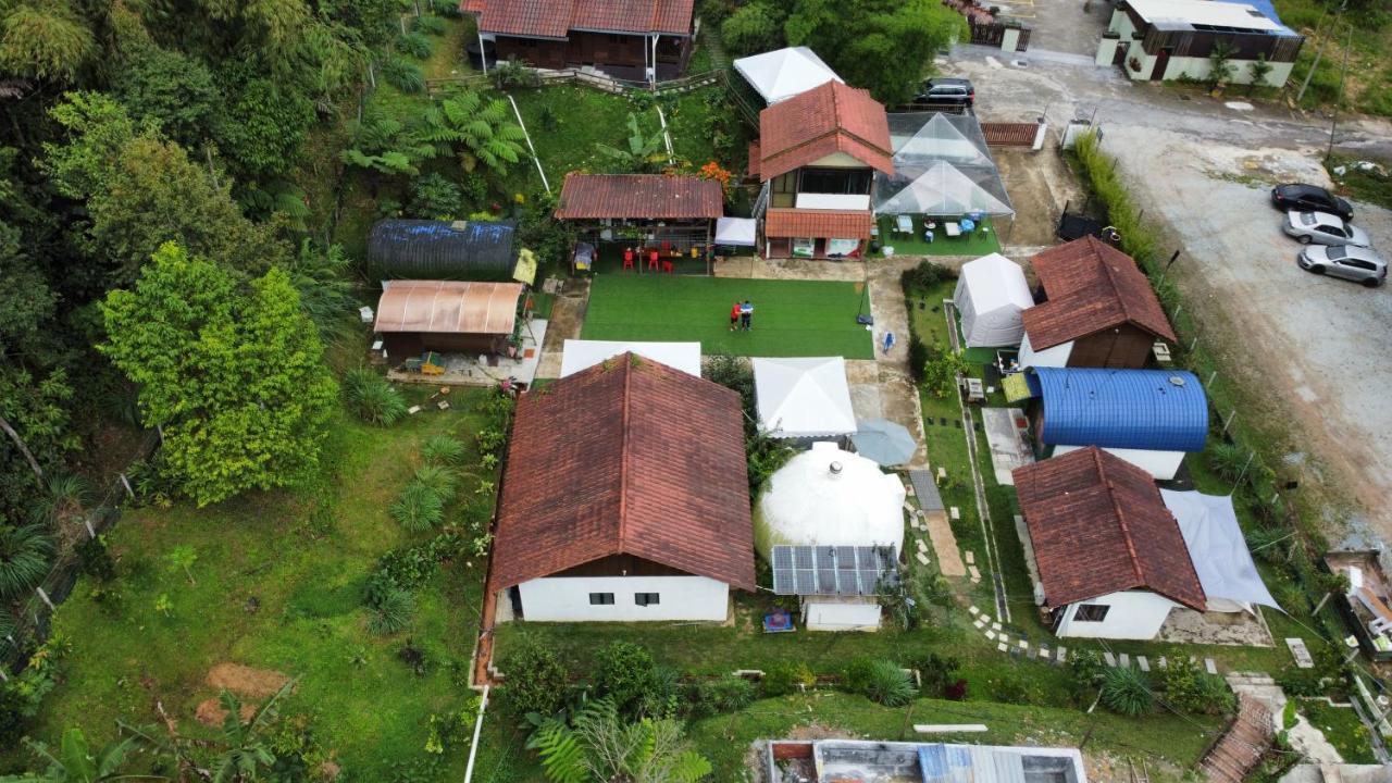 Genting Greenwoods Tiny Houses & Events Hall Гентинг Хайлендс Екстериор снимка