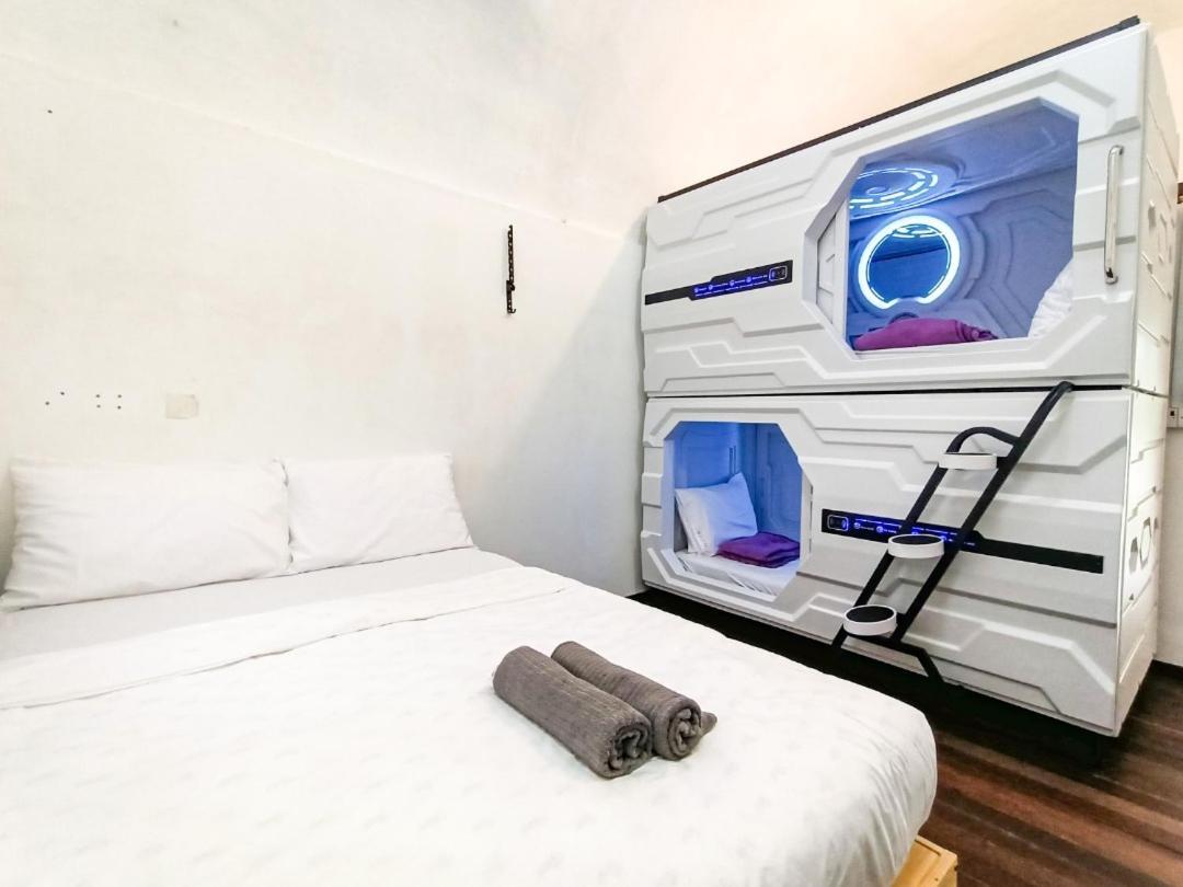 Genting Greenwoods Tiny Houses & Events Hall Гентинг Хайлендс Екстериор снимка