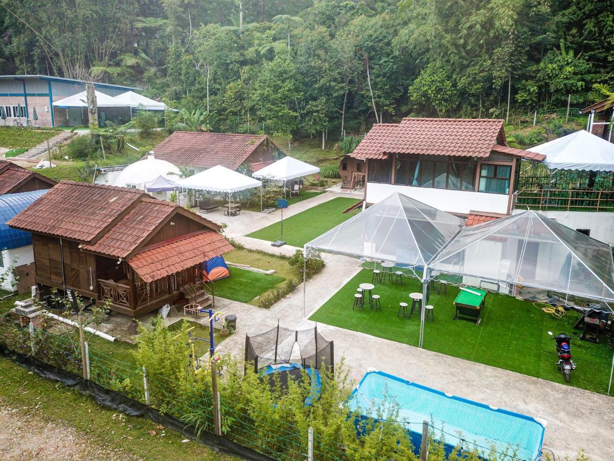Genting Greenwoods Tiny Houses & Events Hall Гентинг Хайлендс Екстериор снимка
