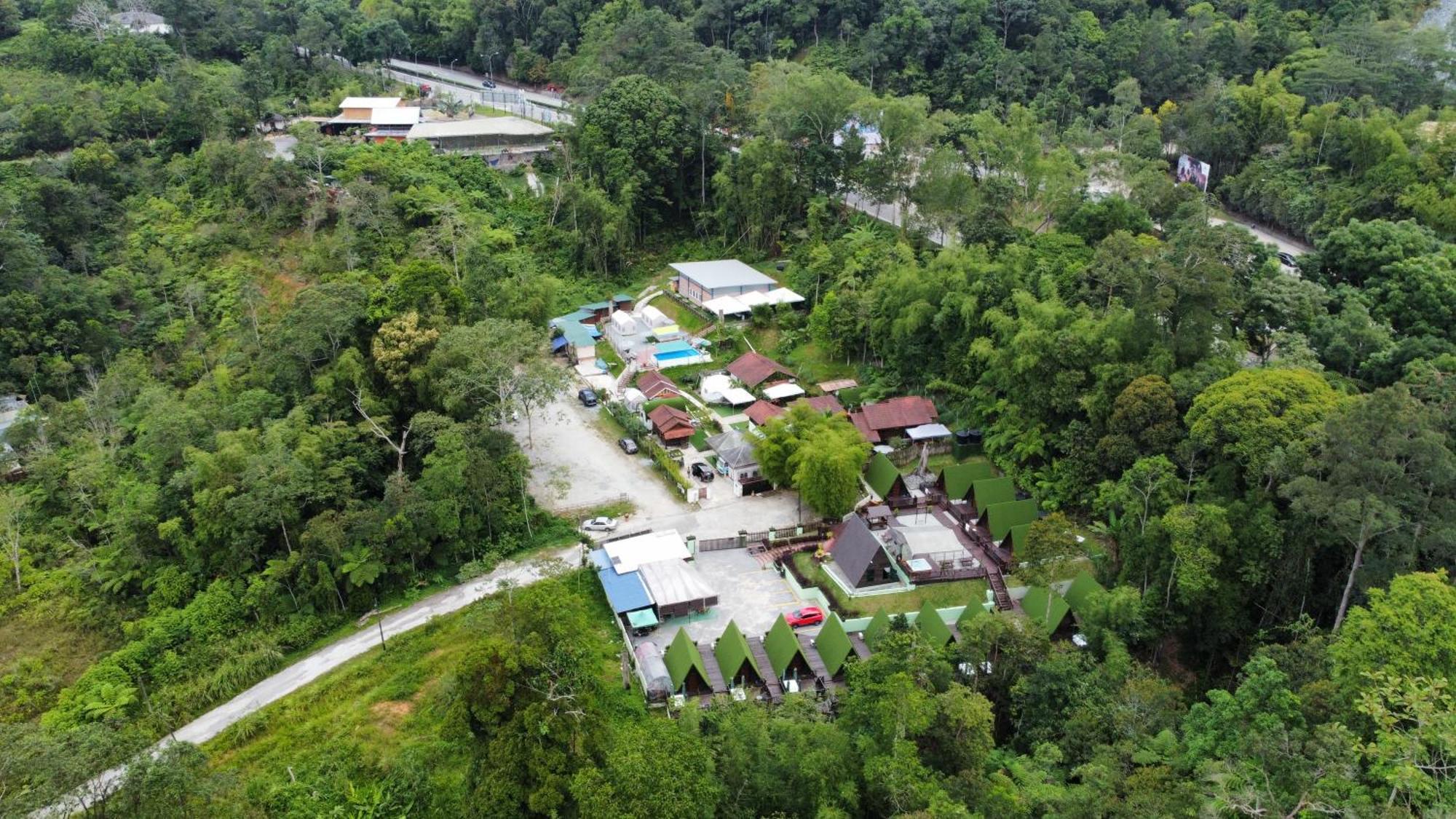 Genting Greenwoods Tiny Houses & Events Hall Гентинг Хайлендс Екстериор снимка